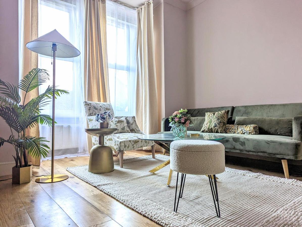 Gorgeous Apartment Wood Green Palmers Green Buitenkant foto